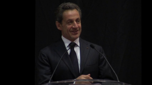 Le Président Sarkozy remet la Légion d'Honneur à Claude Birraux